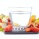 1 litr – ile to kilogramów? Odpowiedź!