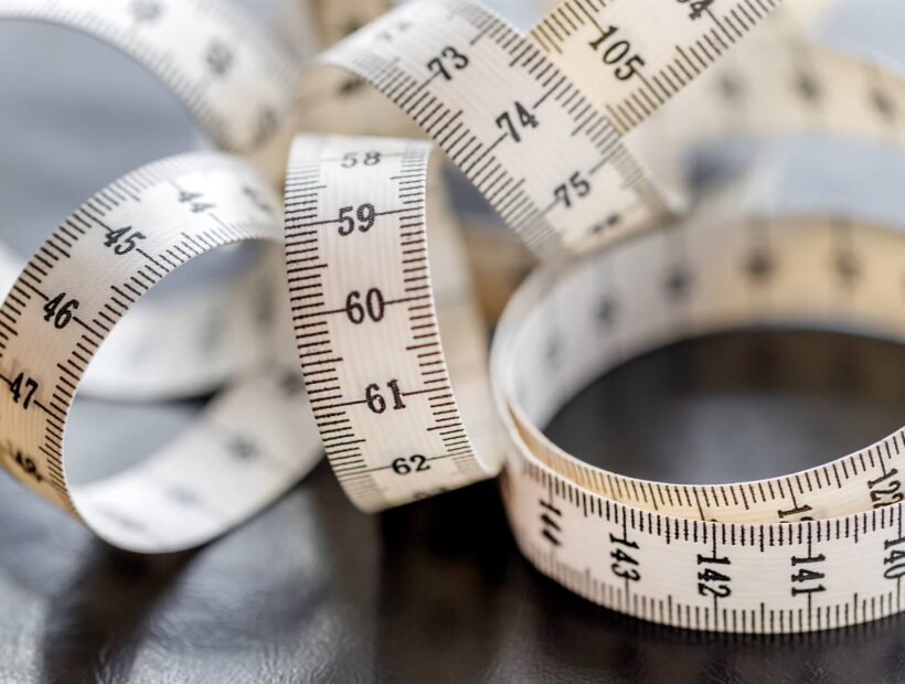 Cale na cm – prosty przelicznik z kalkulatorem