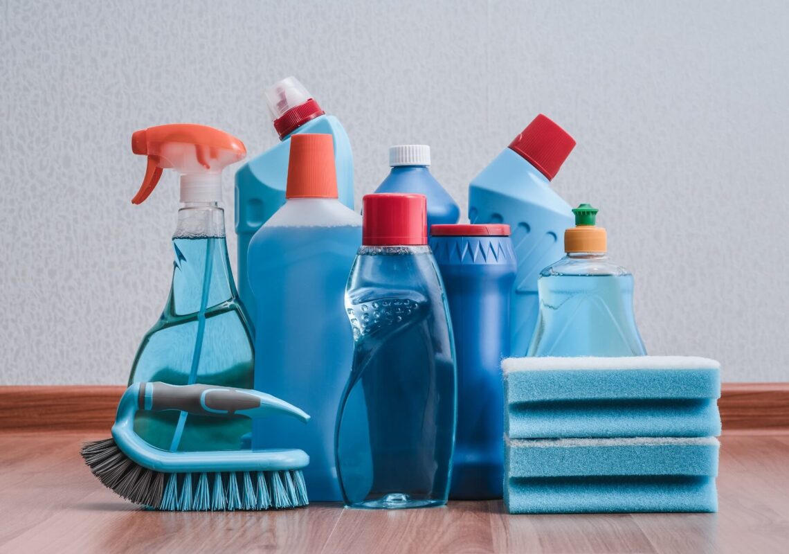 Gdzie najtaniej kupić środki czystości? Radzimy