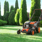 Jaka kosiarka spalinowa najlepsza? Poradnik